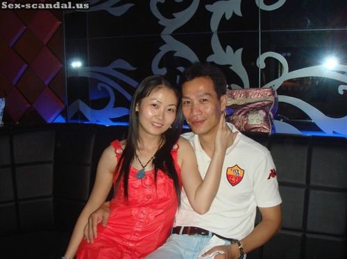 LiuZhou moqing sex scandal HD 4 videos + photos